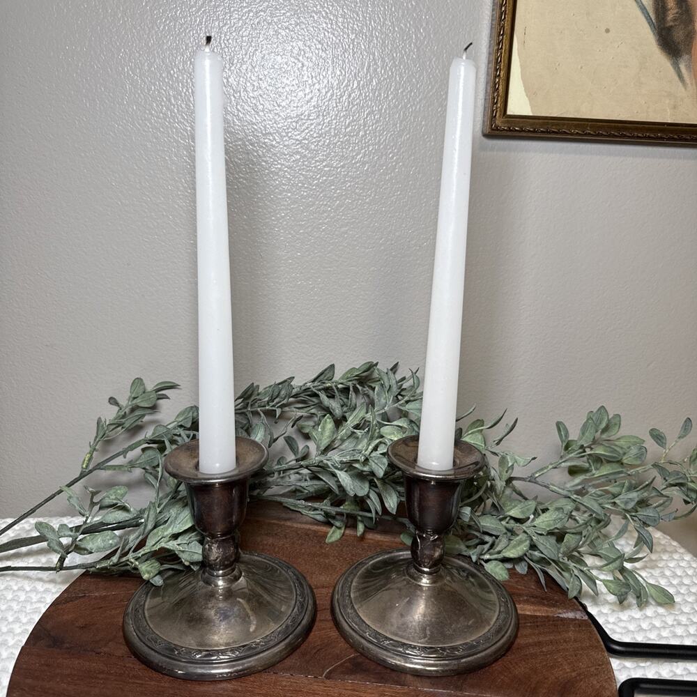 Pair Rogers Bros Her Majesty Silverplate Candlesticks 4.5” Vtg #009057 Ornate